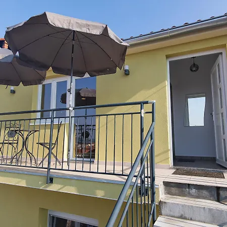 Apartment Zara *